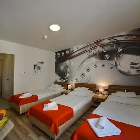 Hotel Sunshine 3*