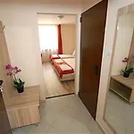 Hotel Sunshine 3*