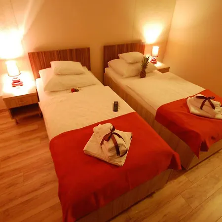 Sunshine Hotel