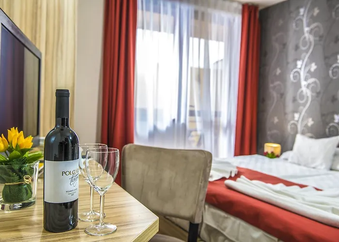 Sunshine Hotel 3*