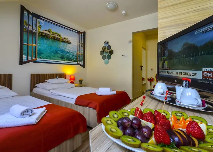 Sunshine Hotel