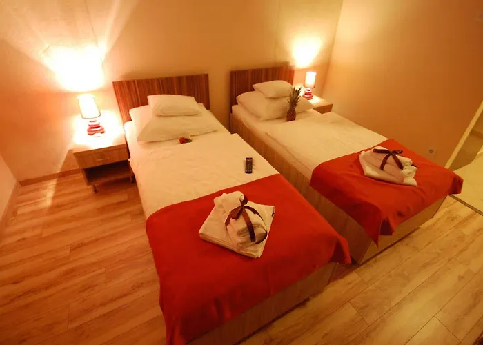 Sunshine Hotel