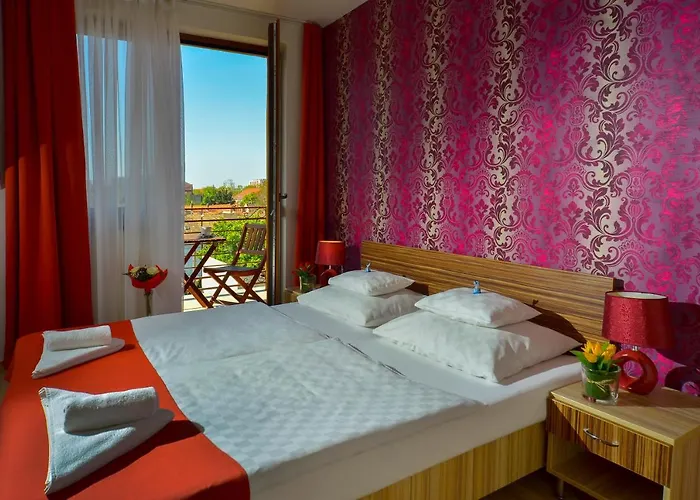 Sunshine Hotel 3*